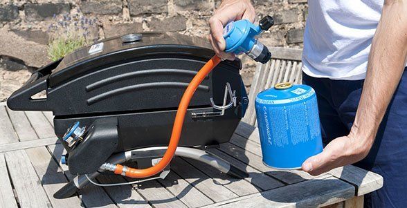Grill Campingaz Compact EX Seria 1 - świetny wybór do grillowania w plenerze