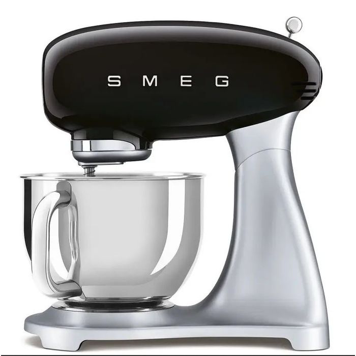 Mikser planetarny 50's style ze srebrną podstawą Czarny 4,8L Smeg (SMF02BLEU) 