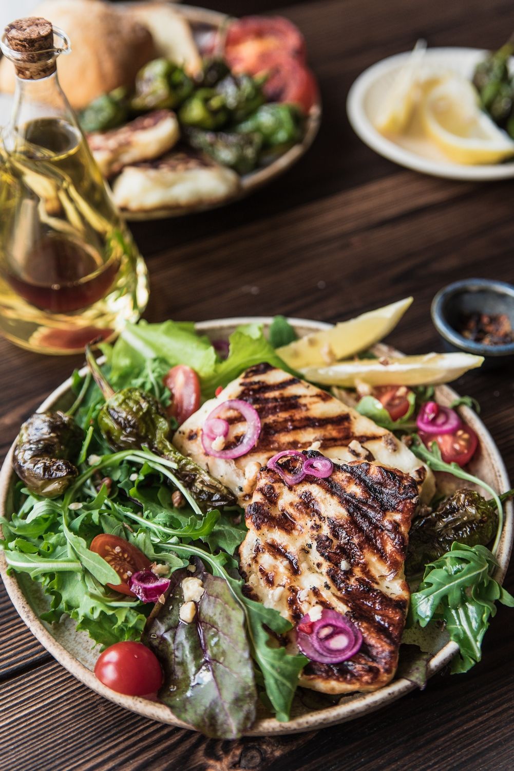 Wegetariański grill - ser halloumi