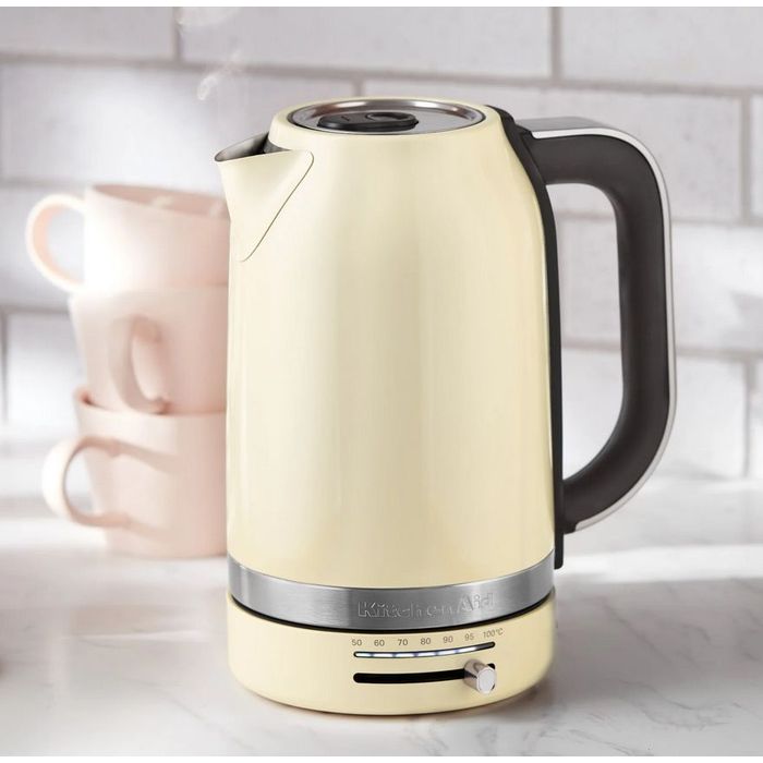 Czajnik 1,7 l Almond Cream KitchenAid (5KEK1701EAC)