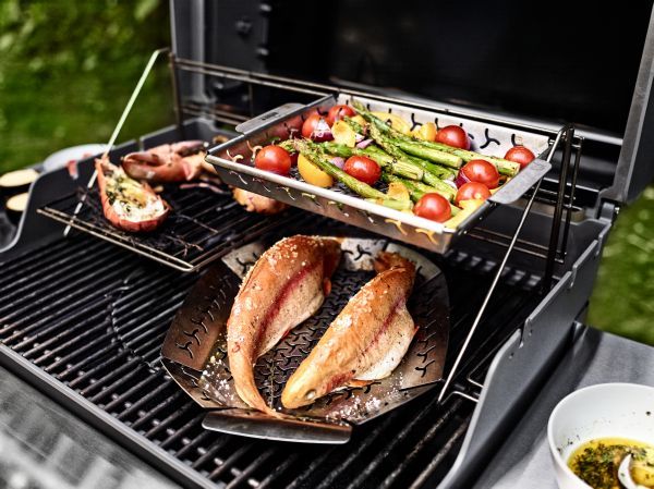 Grillowanie potraw na grillu gazowym