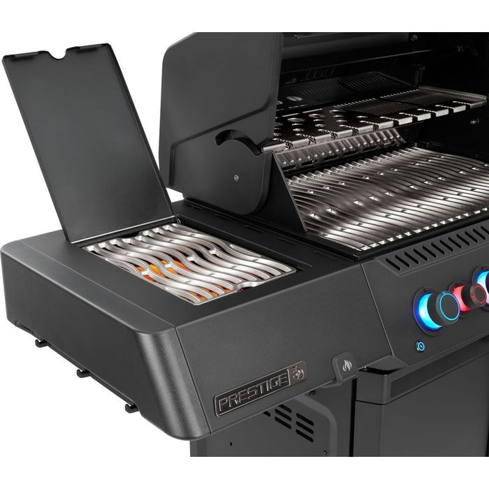 Grill gazowy Napoleon Phantom Prestige 500 + PREZENTY – Edycja limitowana (P500VXRSIBPK-PL-PHM-50)
