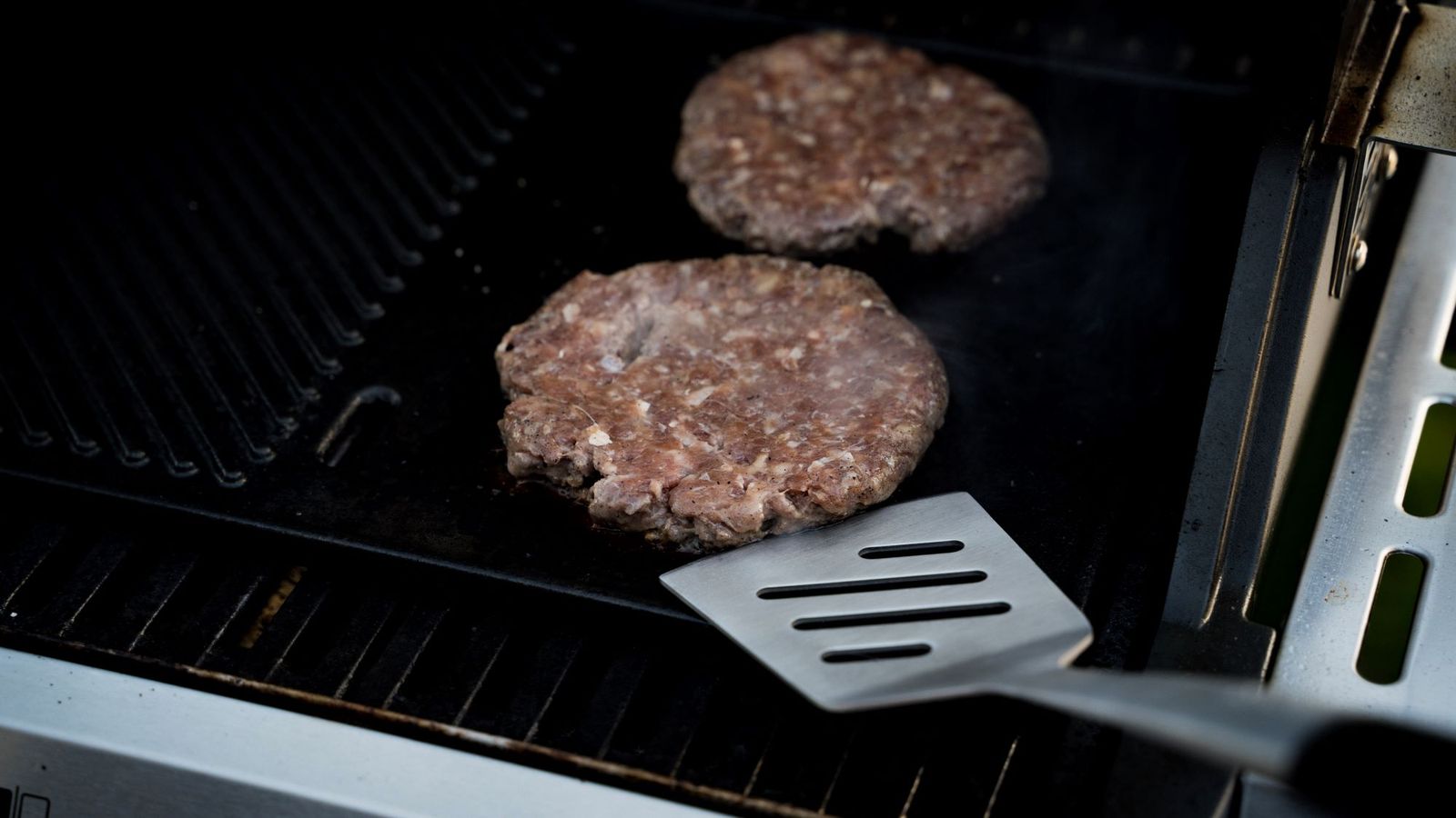 Burgery z grilla Enders – praktyczne wskazówki