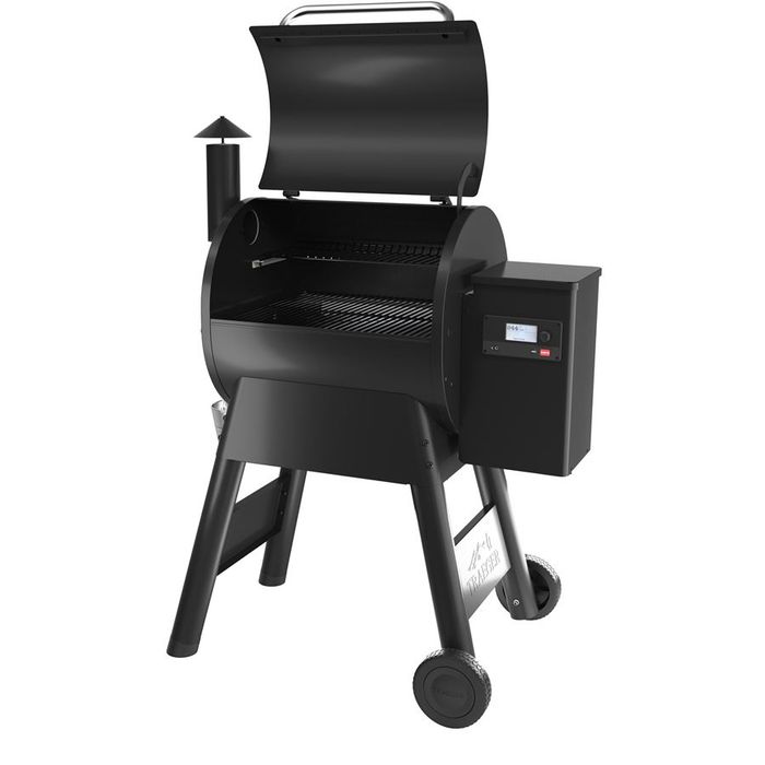 Grill na pellet PRO 575 (black) INT Traeger z otwartą pokrywą