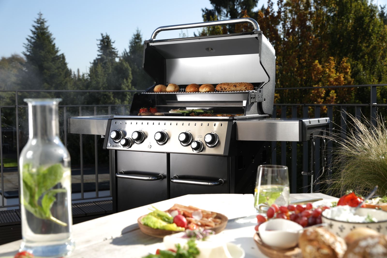 Grill gazowy Broil King bez efketu komina