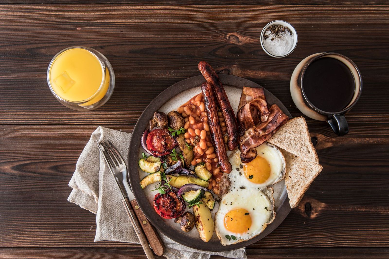 Angielskie śniadanie z grilla gazowego Broil King grafika
