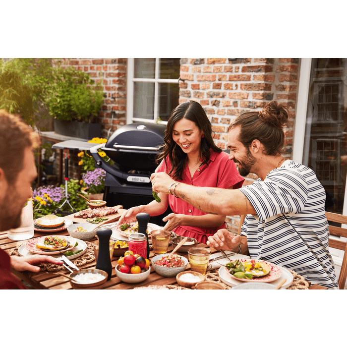 Grill gazowy Weber Q 3200N+ z wózkiem Premium (1501130)
