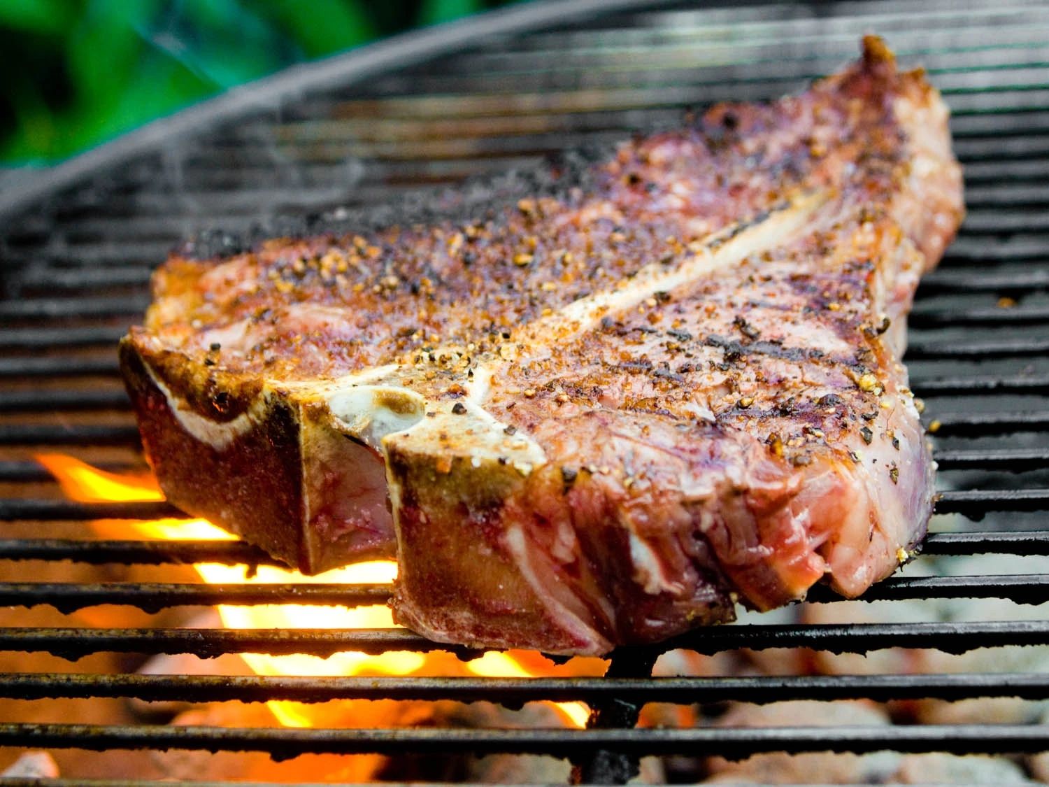 Grillowany stek porterhouse