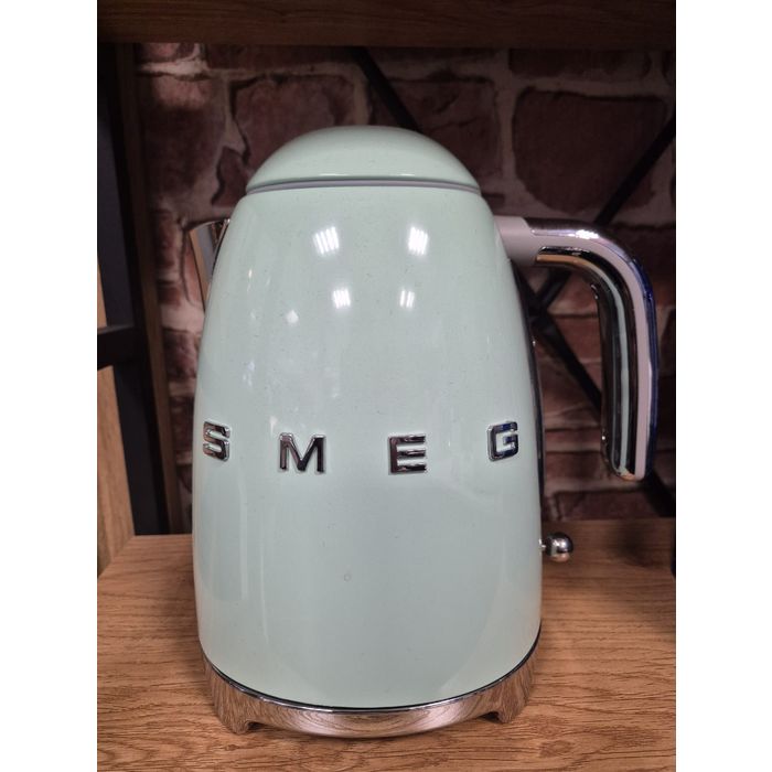 OUTLET - Czajnik 1,7L  50's style Pastelowa zieleń Smeg (KLF03PGEU) - EKSPOZYCJA