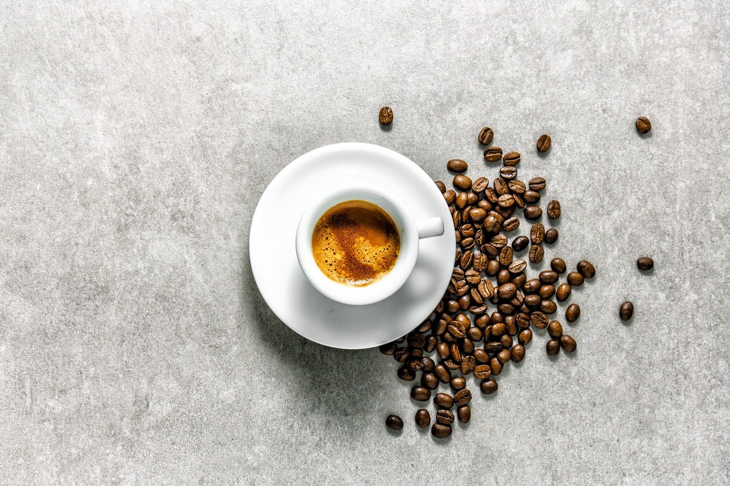 Espresso w białej filiżance