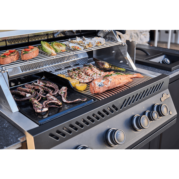 Kuchnia zewnętrzna grill gazowy OASIS™ 105, do zabudowy serii 700 32-calowy (ODK105MK-BIG32P-1-PL)