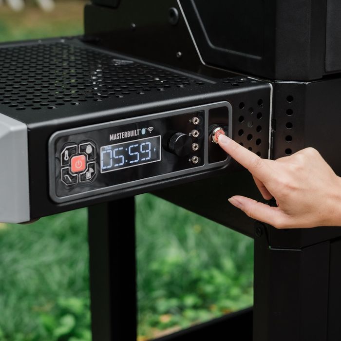 AutoIgnite™ Series 545 cyfrowy grill węglowy + wędzarnia Masterbuilt
