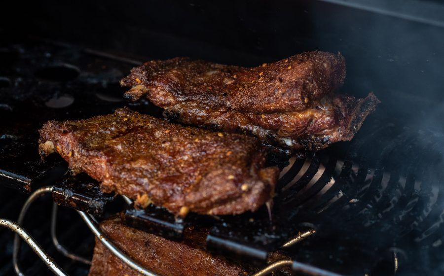 Grillowanie pośrednie żeberka