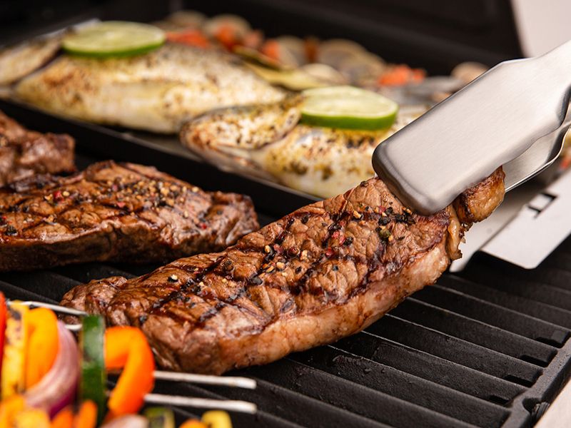 Grillowanie na grillu gazowym Broil King