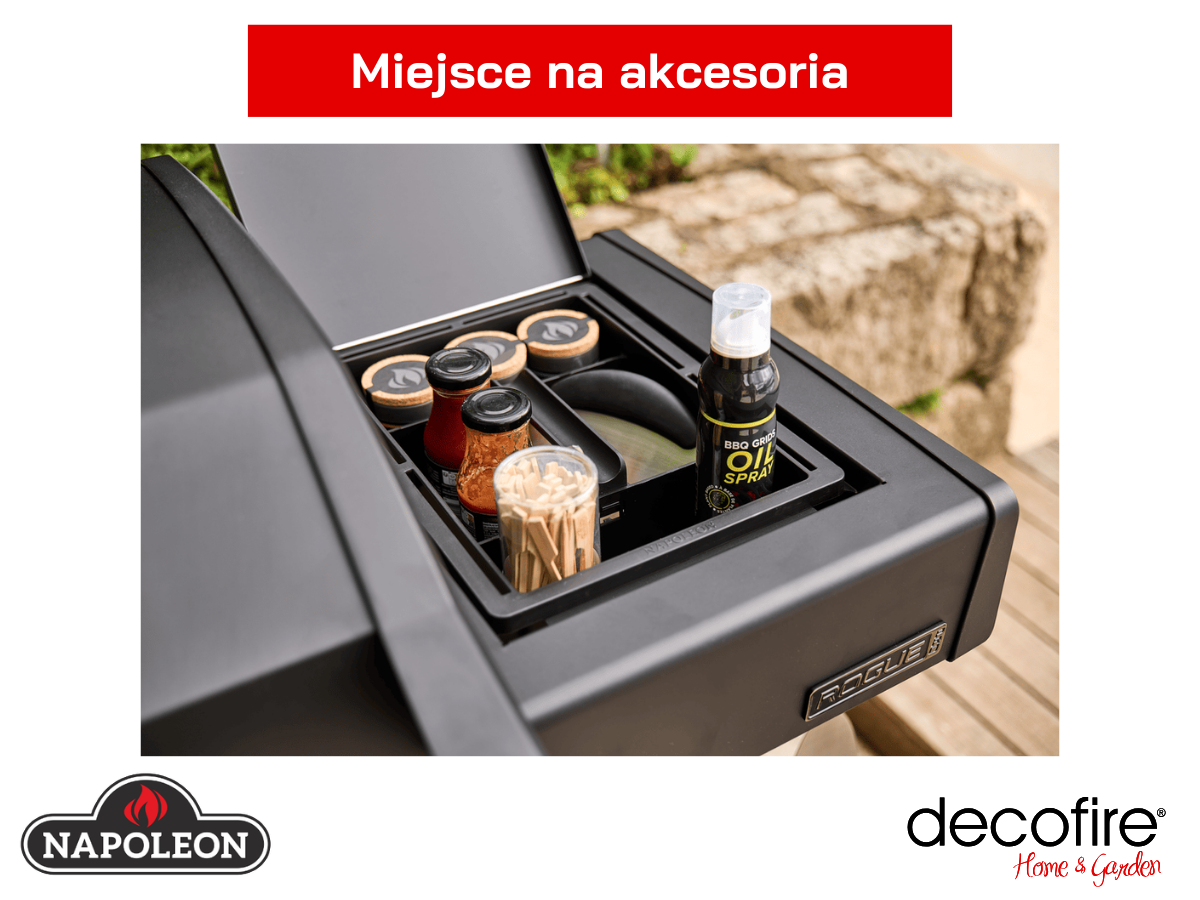 Praktyczna półka z miejscem na akcesoria