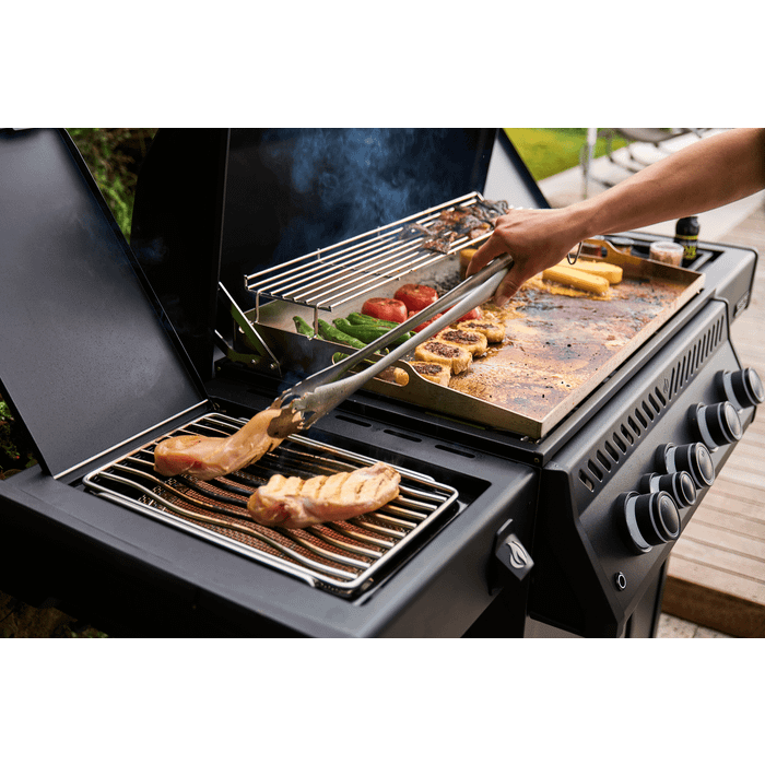 Grill gazowy Napoleon Phantom Rogue PRO Plancha z palnikiem bocznym Sizzle Zone, Czarny Mat (RP30FTSIBPK-PL-PHM)