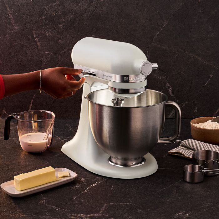 Mikser Artisan Plus 4,7 l z uchylną głowicą Porcelain KitchenAid (5KSM50PKVEPL)