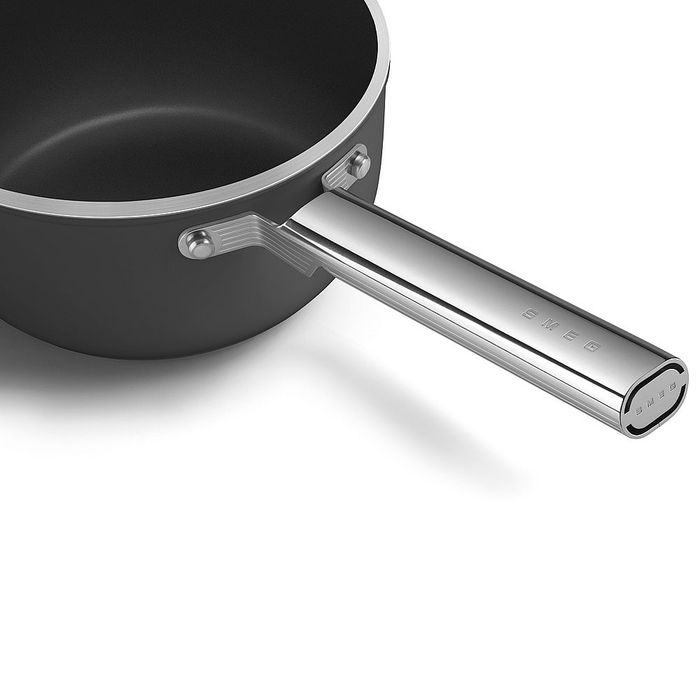 Rondel 20 cm Czarny Smeg (SPF2012BLM)