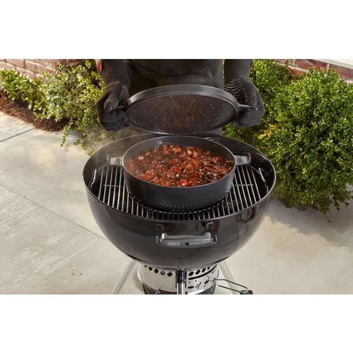 Gourmet BBQ System – Dutch Oven 2 w 1 żeliwny kociołek z żeliwną patelnią Weber (8857)