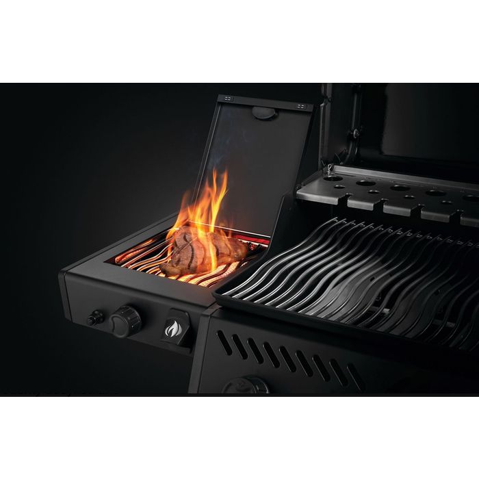 Grill gazowy Napoleon Phantom Freestyle 425 DSIB z palnikiem bocznym na podczerwień 